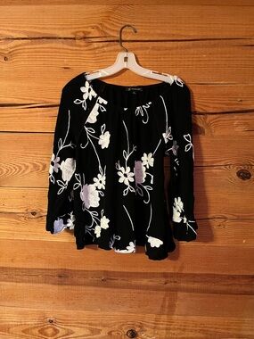 INC black and white floral embroidery peasant top